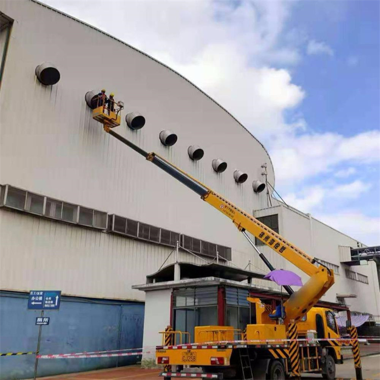 日照高空作业车出租服务：专业广告牌安装解决方案