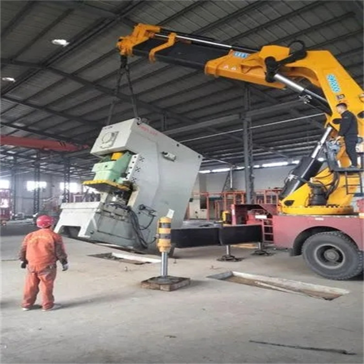 日照80吨折臂吊车出租附近电话